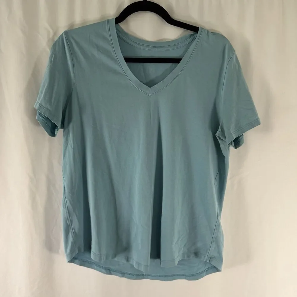 Lululemon Shirt Women's Large Blue Vneck Short Sleeve Soft Pullover